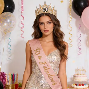 Exquisita corona de 30 cumpleaños tiara de diamantes y banda para fiesta de mujeres.