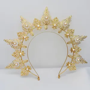 Exquisite gold halo crown headband with delicate filigree and pearls for Gothic cosplay.