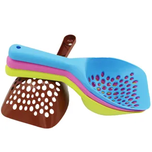 Large plastic cat litter scoop with long handle and dense sifting holes, multi-color set.