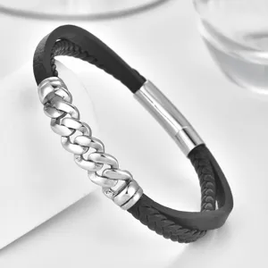 Vista detallada de pulsera de cuero negro para hombre con eslabones de acero inoxidable.
