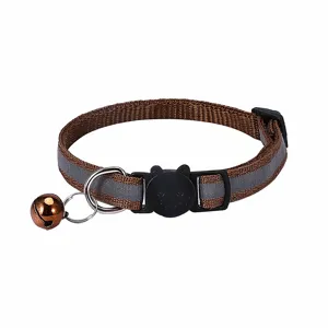 Verstellbares braunes Katzenhalsband mit süßer Katzen-Schnalle und kleiner Glocke