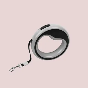 Laisse pour chien circulaire rétractable avec poignée ergonomique grise et noire