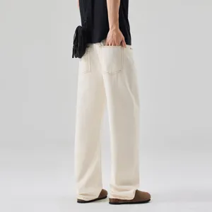 Men's off-white wide-leg casual denim jeans, loose baggy floor-length trousers for daily wear.