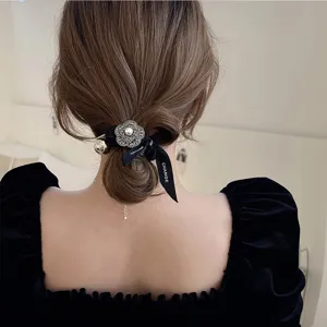Chouchou En Tissu Élégant Vintage Camélia Strass Élastique Cheveux Noir Nœud Mode Quotidien Accessoires Cheveux Pour Femmes