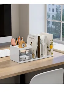 Detail eines weißen Schreibtisch-Organizers mit Hasenknopf-Schubladen und Buchständer