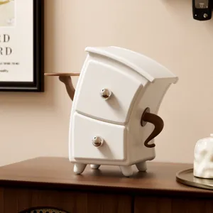 Organizzatore da scrivania creativo a cassetti piegati bianco crema e marrone stile moderno
