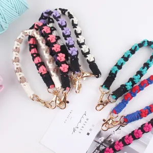 Handgemachte gewebte Tassenriemen Makramee Lanyard niedliches Pfotenmuster bunte Baumwollriemen