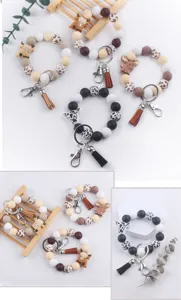 Llavero de cuentas de silicona de dibujos animados con borla de cuero PU y pulsera.