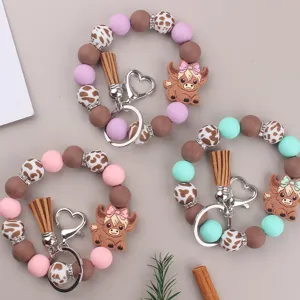Cute Cartoon Highland Cow Silicone Bead Wristlet Keychain DIY Tassel Key Ring Jewelry for Women