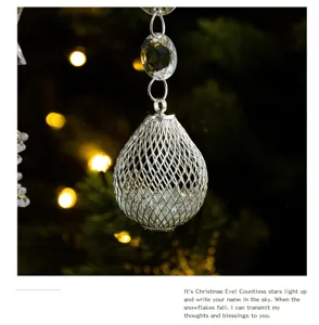 Exquisites Christbaumschmuck-Tropfen-Hängeornament mit Metallnetz-Design für festliche Weihnachtsdeko.