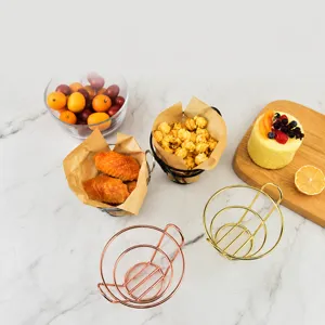 Iron art snack basket for french fries, American style metal food holder for restaurant use.