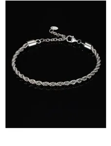 Detailansicht des zarten Kordelkettenarmbands aus echtem Sterlingsilber mit feinem Design.