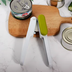 Manueller Dosenöffner Küchenhelfer, ergonomisches Design mit grünem Griff für Dosen.