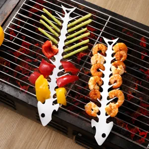 Ανοξείδωτο Σουβλάκι BBQ σε Σχήμα Κόκαλου Ψαριού Πολυλειτουργικό Προύντζος Ψησίματος Ανοιχτήρι Μπουκαλιών Εργαλείο Κάμπινγκ σε Εξωτερικό Χώρο