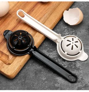 Long handle egg white separator kitchen baking tool plastic egg filter white black 2pcs