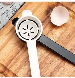 Long handle egg white separator plastic kitchen baking tool yolk filter for cooking baking