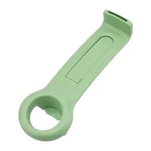 Apribottiglie multifunzione in plastica verde e supporto per cellulare portatile per lattine.