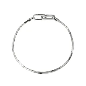 Elegantes S925 Silber Vierkant Schlangenketten Armband mit verstellbarem Universell Verschluss.