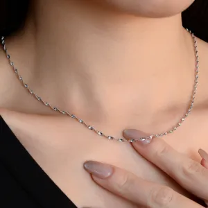 Zilveren sleutelbeenketting voor dames, elegant gedraaid kettingontwerp voor dagelijks.