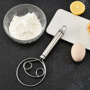 Fouet à pâte danois en acier inoxydable pour la cuisson, le mélange de farine et de pâte.