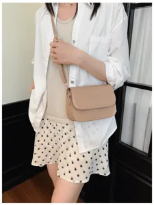 Women casual crossbody shoulder bag minimalist daily fashion leather handbag detail view