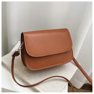 Minimalist brown leather crossbody bag for women, stylish vintage shoulder bag for summer daily use.