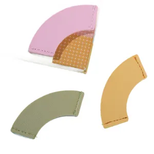 Arc candy color PU leather bookmark, simple traceless page clip for students and gifts.