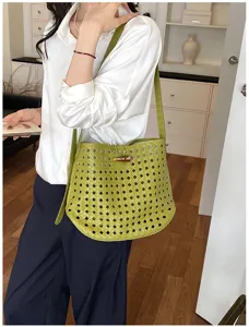 Groene geweven emmertas voor vrouwen retro schoudertas crossbody tas stijlvol vakantie