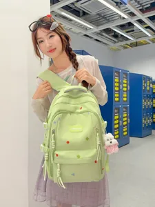 Lässiger grüner Schulrucksack mit großer Kapazität für Reise und Alltag der Schüler.