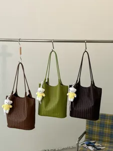 Korean style woven shoulder bag large capacity casual tote bag chic commuter bucket bag