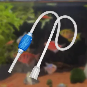 Pompa sifone manuale per cambio acqua acquario con bulbo e tubo flessibile vista principale.
