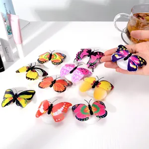 LED Leuchtend Schmetterling Nachtlicht Bunt Blitz Schmetterling Wandaufkleber Heimdekoration Kreative Kunststoff Lampe