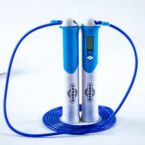 Electronic counting jump rope with LCD screen and steel wire for fitness training and workouts.