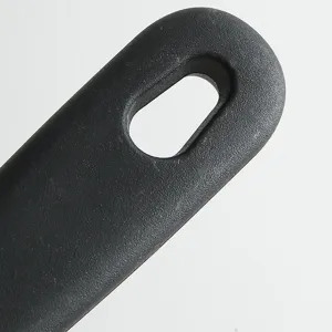 Poignee de racloir de cuisine de rechange en plastique noir avec trou de suspension