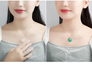 Detailansicht der S925 Sterling Silber weiß und grün Chalcedon Friedenschnalle Halskette.