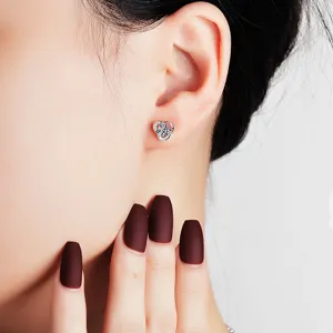 Elegante Silber Kleeblatt Ohrstecker mit funkelndem Solitärzirkon. Hauptansicht für Damen.