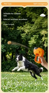 Lanciatore di dolcetti per cani giocattolo interattivo per animali da esterno e addestramento.