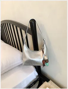 Minimalist silver metallic hobo shoulder bag for women, chic trendy crossbody casual bag.