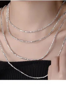S925 Sterlingsilber Mehrschichtige Schimmernde Kette Halskette Nische Schmuck Detail