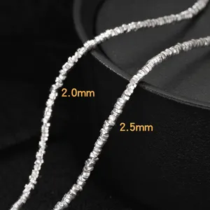 Silberne Kette mit kleinen Perlen, 925er Sterlingsilber glänzender Halsreif für Damen und Herren.