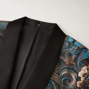 Détail de blazer décontracté jacquard vintage pour hommes, manteau élégant à motif élégant.