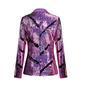 Chaqueta blazer de mujer glamurosa con lentejuelas rosa y morado, rayas negras y solapa.