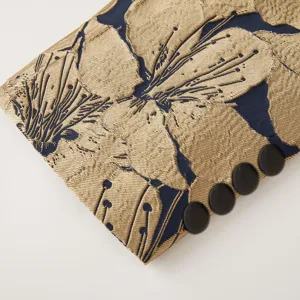 Détail de Manche de Costume Jacquard Homme Tissu Motif Floral Or Bleu Marine