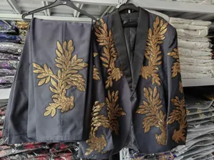 Conjunto de chaqueta y pantalón de traje bordado con lentejuelas para espectáculo