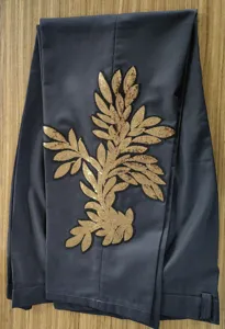 Pantalon hombre lentejuelas doradas aplique hoja lujo escenario espectaculo traje casual