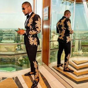 Conjunto de Traje de Lujo con Apliques de Lentejuelas para Hombre Corte Ajustado Blazer Floral y Pantalones para Cantante Escenario Fiesta