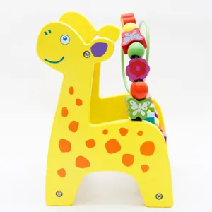 Giocattolo labirinto di perline giraffa in legno per bambini, centro attività colorato.