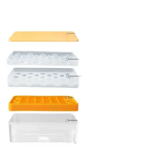 Gedetailleerde explosietekening van een multi-layer siliconen ijsblokjeshouder met opbergdoos.
