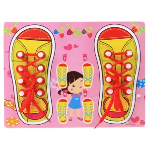 Jouet d'education precoce Montessori en bois pour apprendre a lacer les chaussures