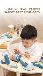 Montessori Holz Aktivitätstisch Spielzeug für Kleinkinder, frühes Lern-Formen-Sortierspiel.